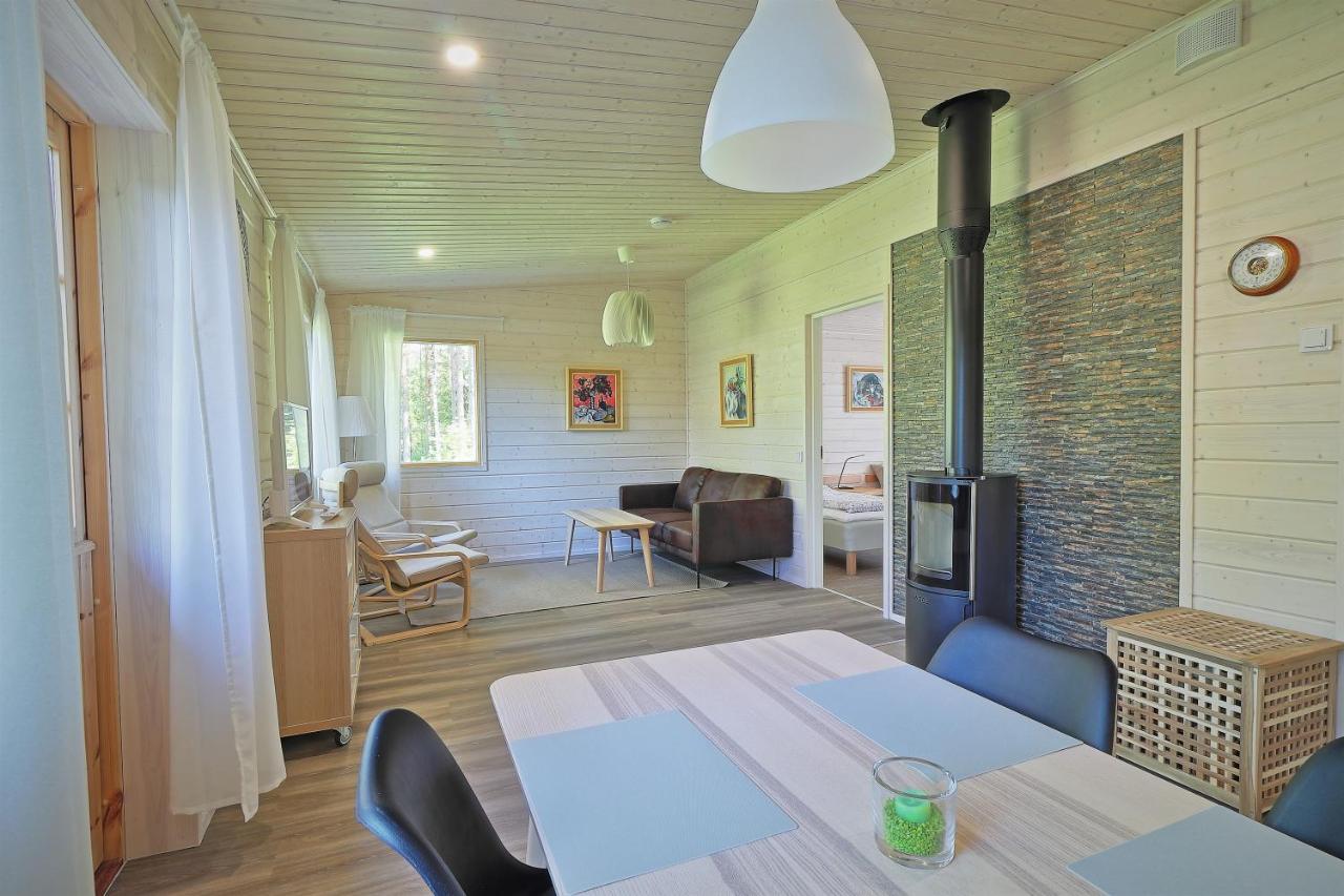 Villa Maria Cottages Jaala Exterior foto